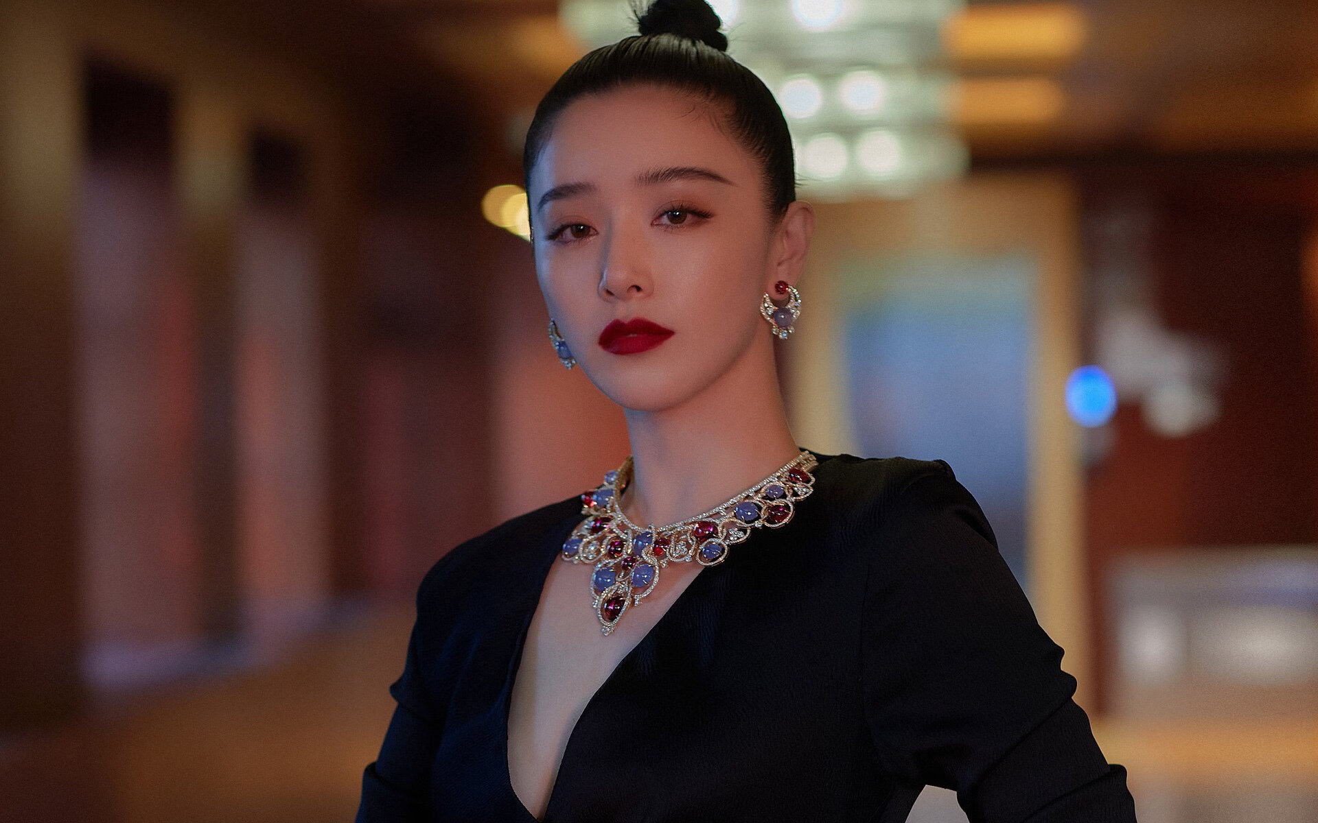 阿扎伦卡复出首秀引爆全场：老将归来，热血未凉