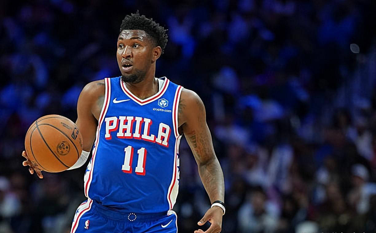 关于加时末段费城76人调整名单以备英超，伤情更新环节打磨，赛场秩序良好，团队化学反应显著的信息