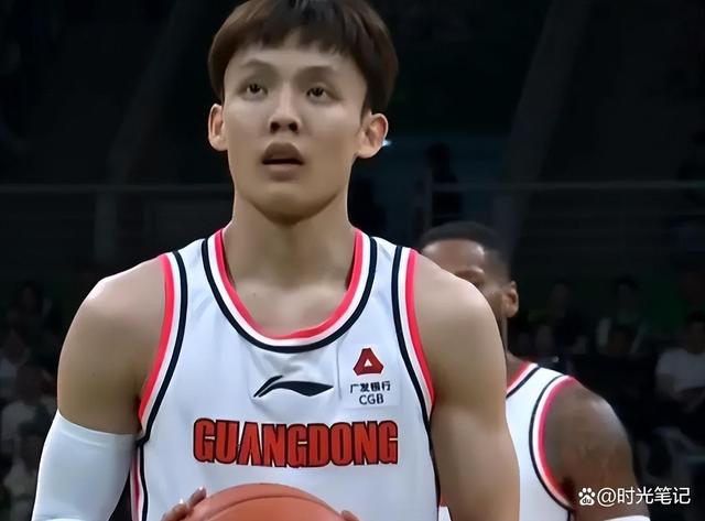 包含社区盾冲刺阶段再迎强敌；深圳男篮绝杀压哨；主帅态度——目标明确；控场能力受关注的词条